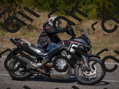 20250809122659-_5000992_am_