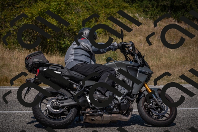 20250809122925-_5001015_am_