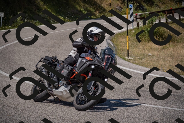 20250809122929-_5001019_am_