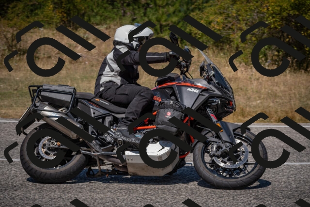 20250809122929-_5001020_am_