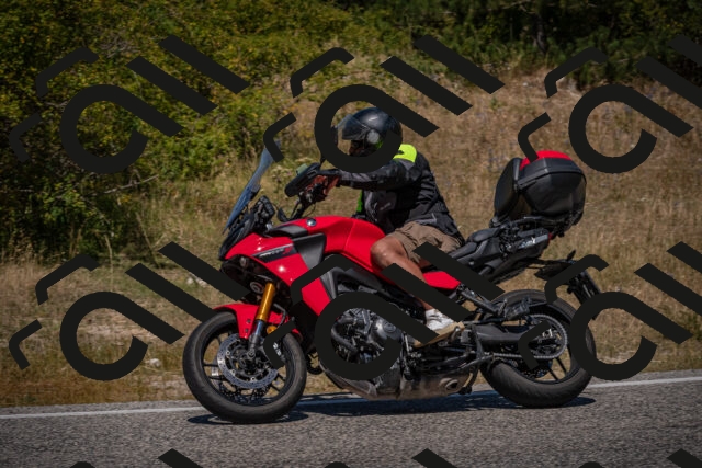 20250809123024-_5001026_am_