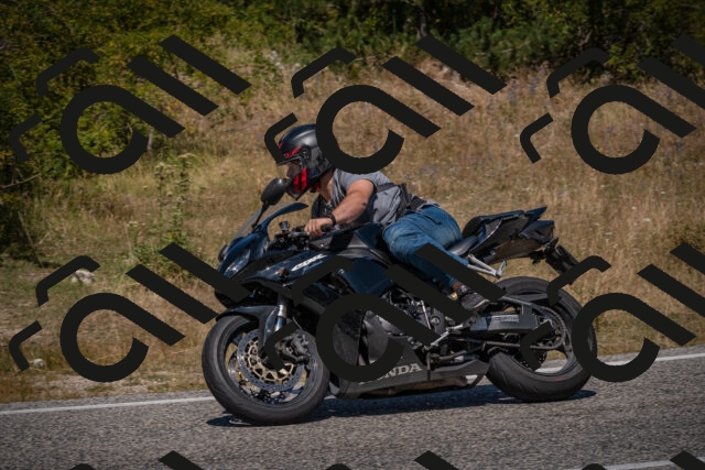 20250809123026-_5001027_am_