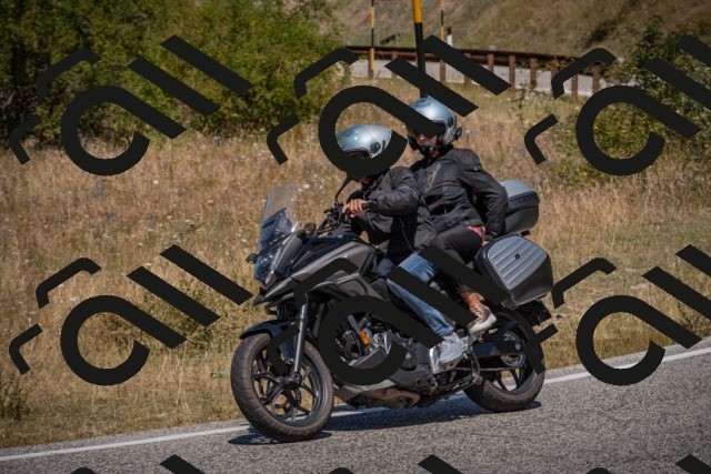 20250809123157-_5001044_am_