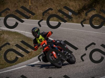 20250809123203-_5001049_am_