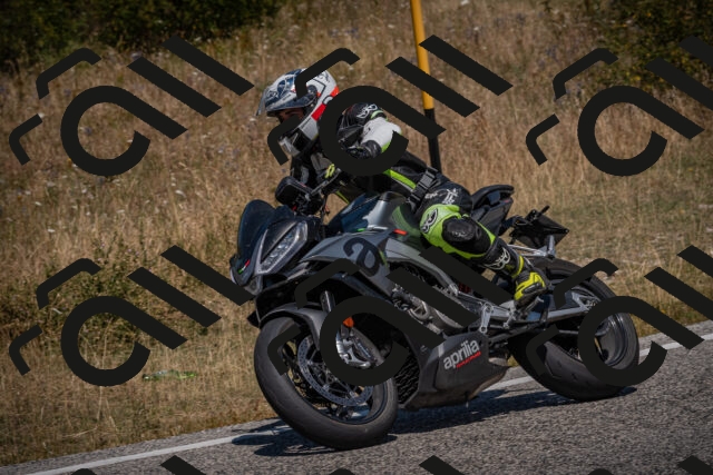 20250809123210-_5001051_am_