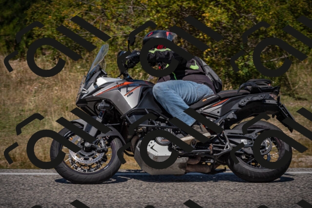 20250809123212-_5001054_am_