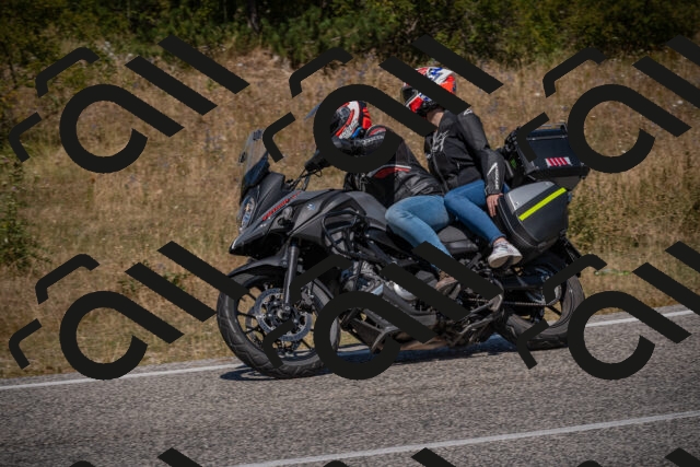 20250809123240-_5001066_am_