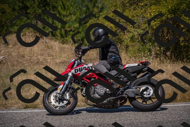 20250809123353-_5001089_am_