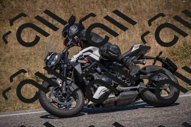 20250809123455-_5001118_am_