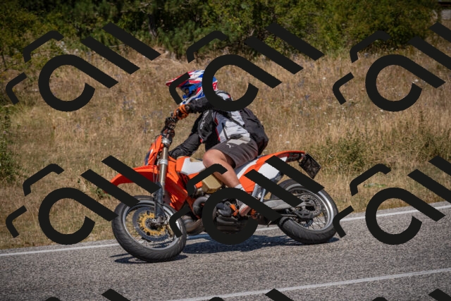 20250809123517-_5001124_am_