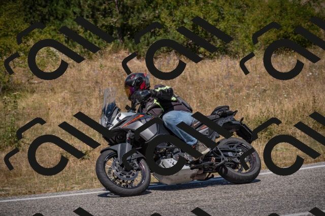 20250809123518-_5001125_am_