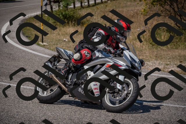 20250809123539-_5001136_am_