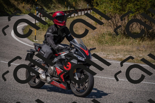 20250809123550-_5001143_am_