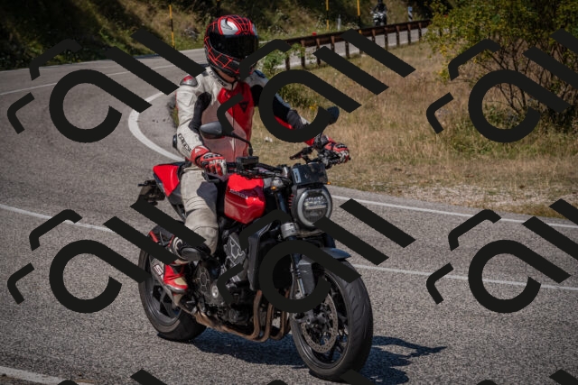 20250809123552-_5001144_am_