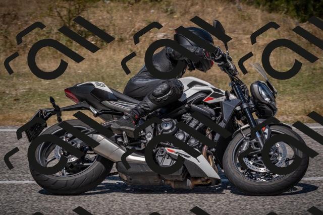 20250809123557-_5001145_am_