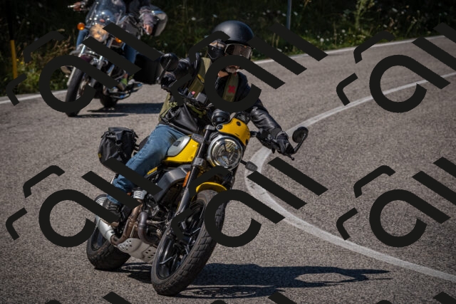 20250809123639-_5001156_am_