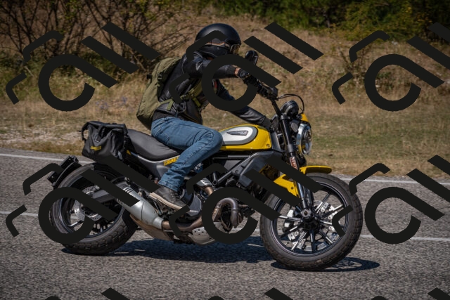 20250809123640-_5001158_am_