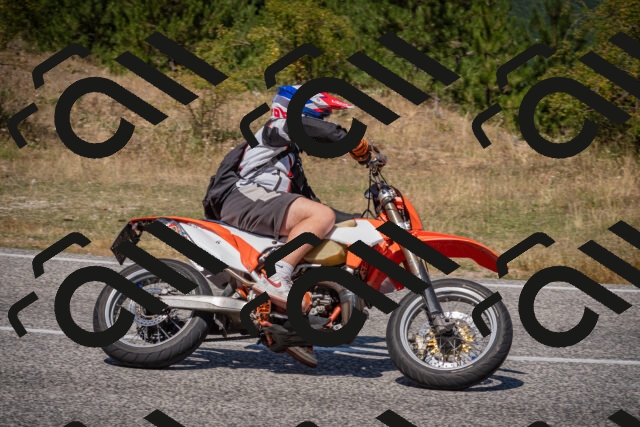 20250809123743-_5001167_am_