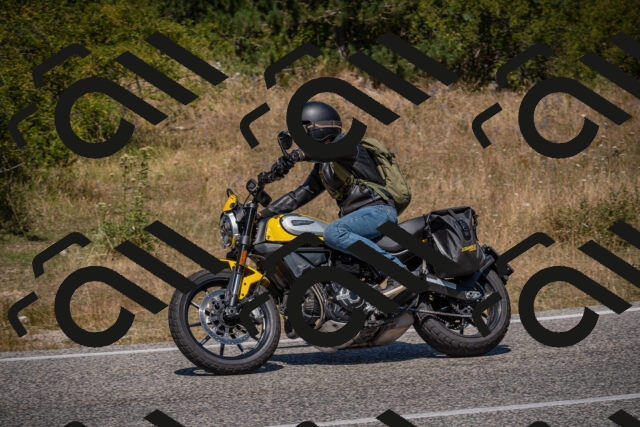 20250809123946-_5001183_am_