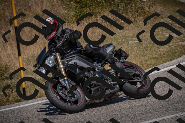 20250809124059-_5001198_am_