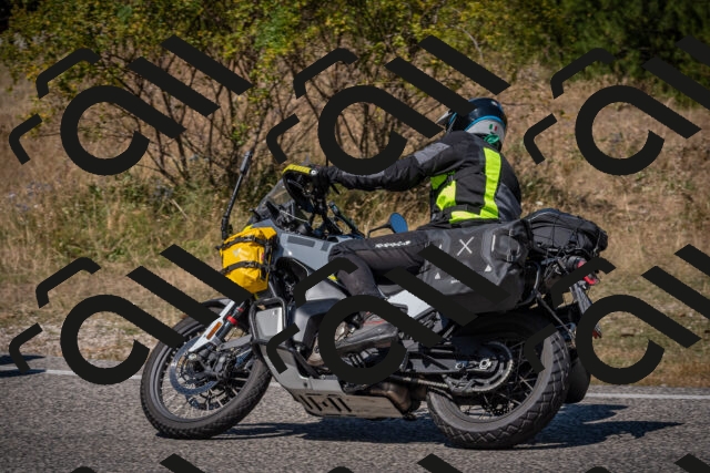 20250809124129-_5001207_am_