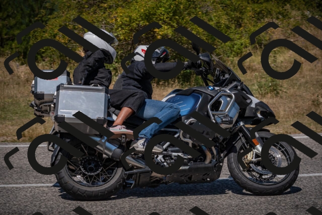 20250809124155-_5001213_am_