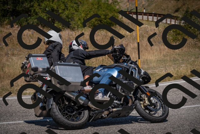 20250809124155-_5001214_am_