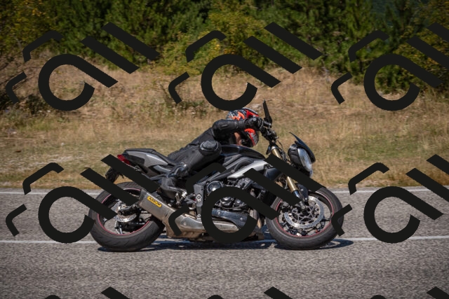 20250809124158-_5001215_am_