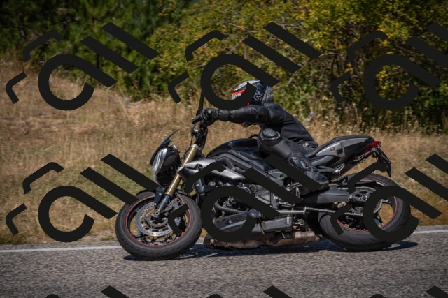 20250809124401-_5001246_am_