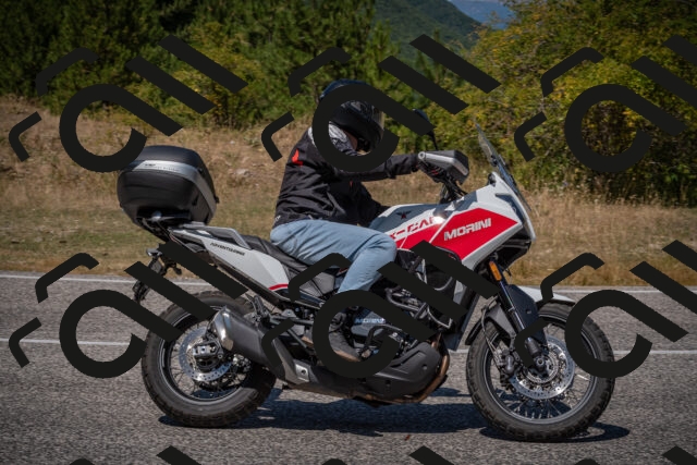 20250809125132-_5001271_am_