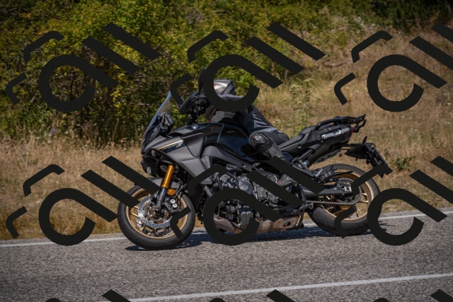 20250809125219-_5001277_am_