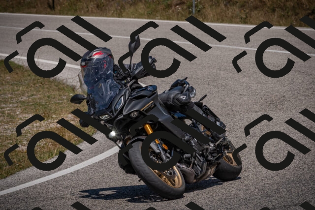 20250809125751-_5001308_am_