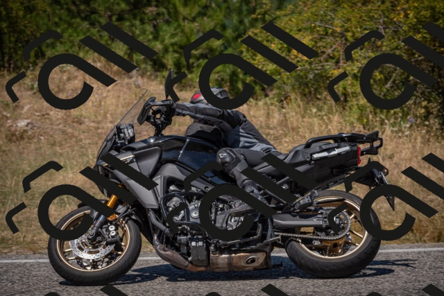 20250809125752-_5001310_am_