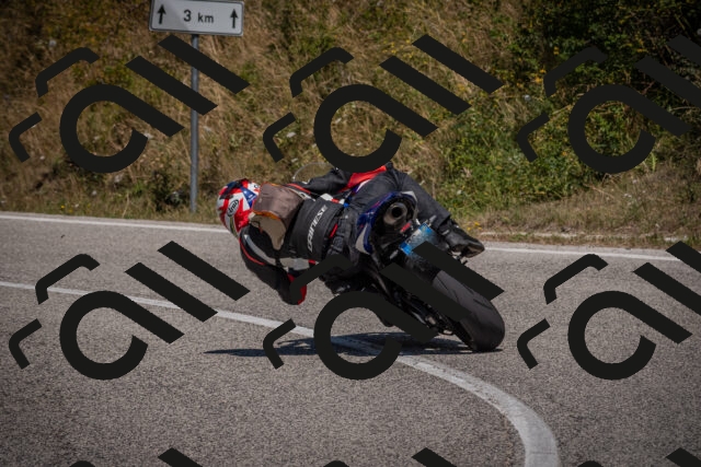 20250809125802-_5001318_am_