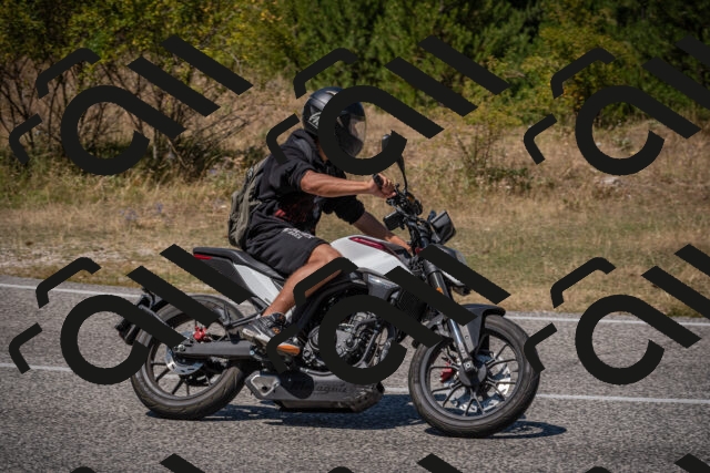 20250809125813-_5001322_am_