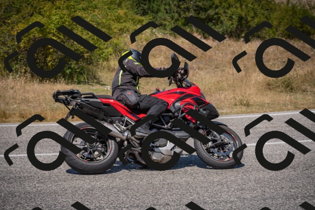 20250809125859-_5001327_am_