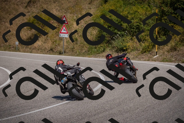 20250809125926-_5001333_am_