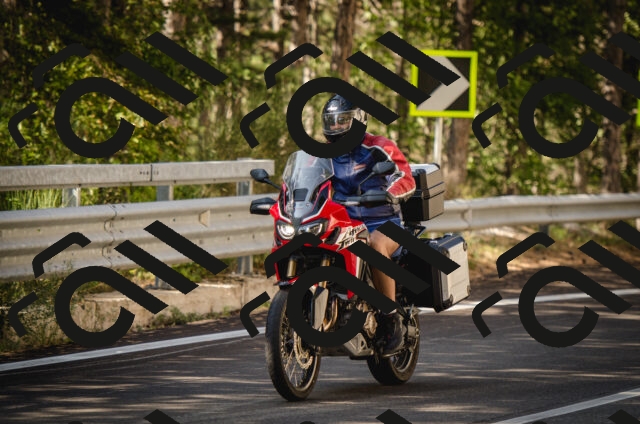 20250809170839-_0AP1887_c5_