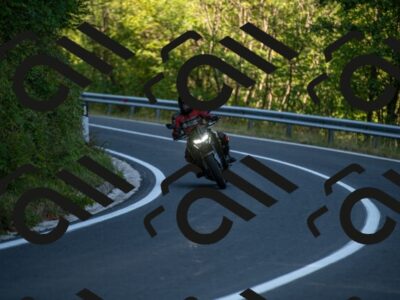 202508090956-M22_5518_m1_