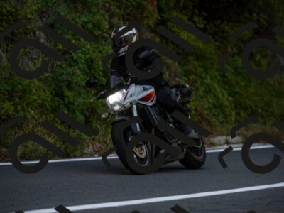 202508090959-M22_5527_m1_