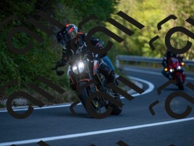 202508091000-M22_5533_m1_