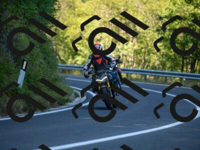 202508091007-M22_5566_m1_