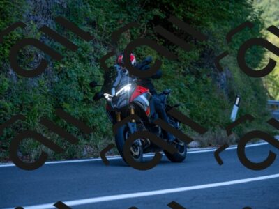 202508091007-M22_5569_m1_