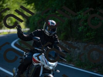 202508091015-M22_5597_m1_