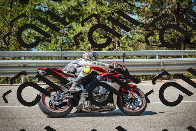 202508091054-DSC03590_c1_