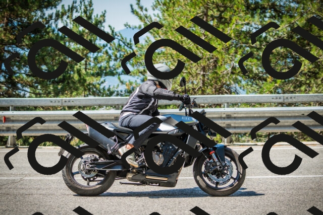 202508091114-DSC03758_c1_