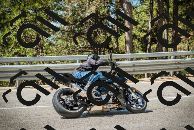 202508091119-DSC03804_c1_