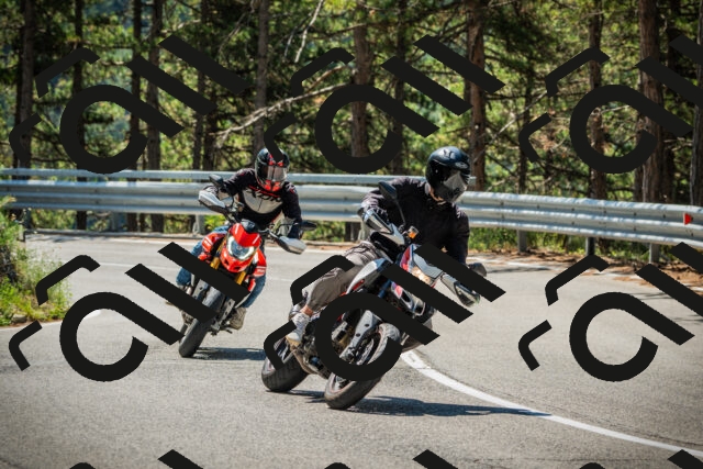 202508091132-DSC03947_c1_