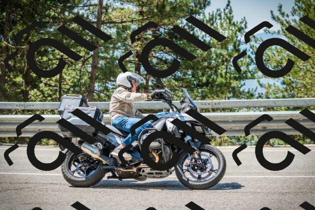 202508091134-DSC03975_c1_