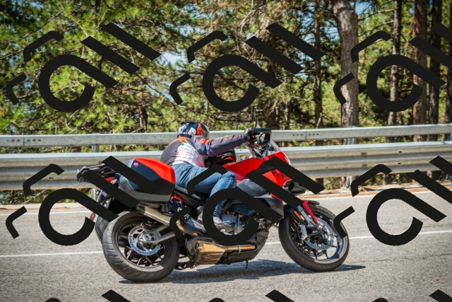 202508091138-DSC04026_c1_